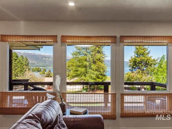 114 Par Dr, Cascade, ID 83611