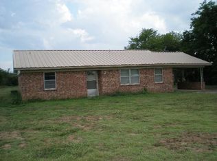 6180 Old Clarksville Rd, Paris, TX 75462