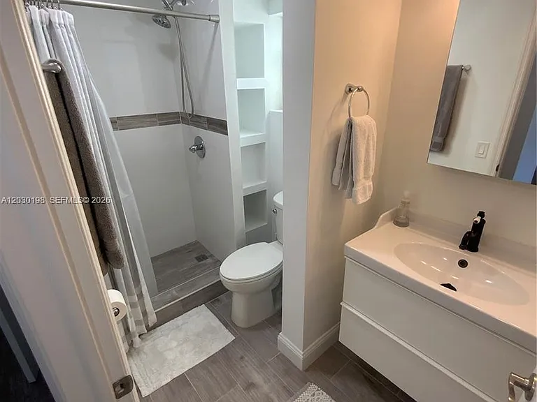 6444 Collins Ave #A6 — Photo 15