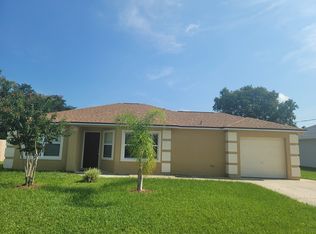 38 White Dove Ln, Palm Coast, FL 32164