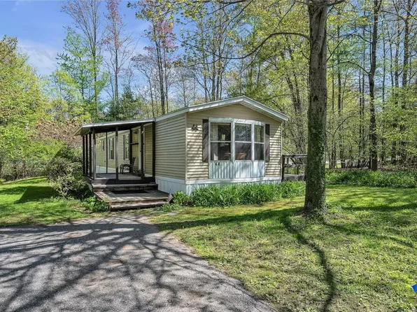 44 Wentworth Road, Colchester, VT 05446