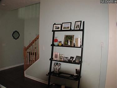 3rd image of 2916 Cambridge Cir