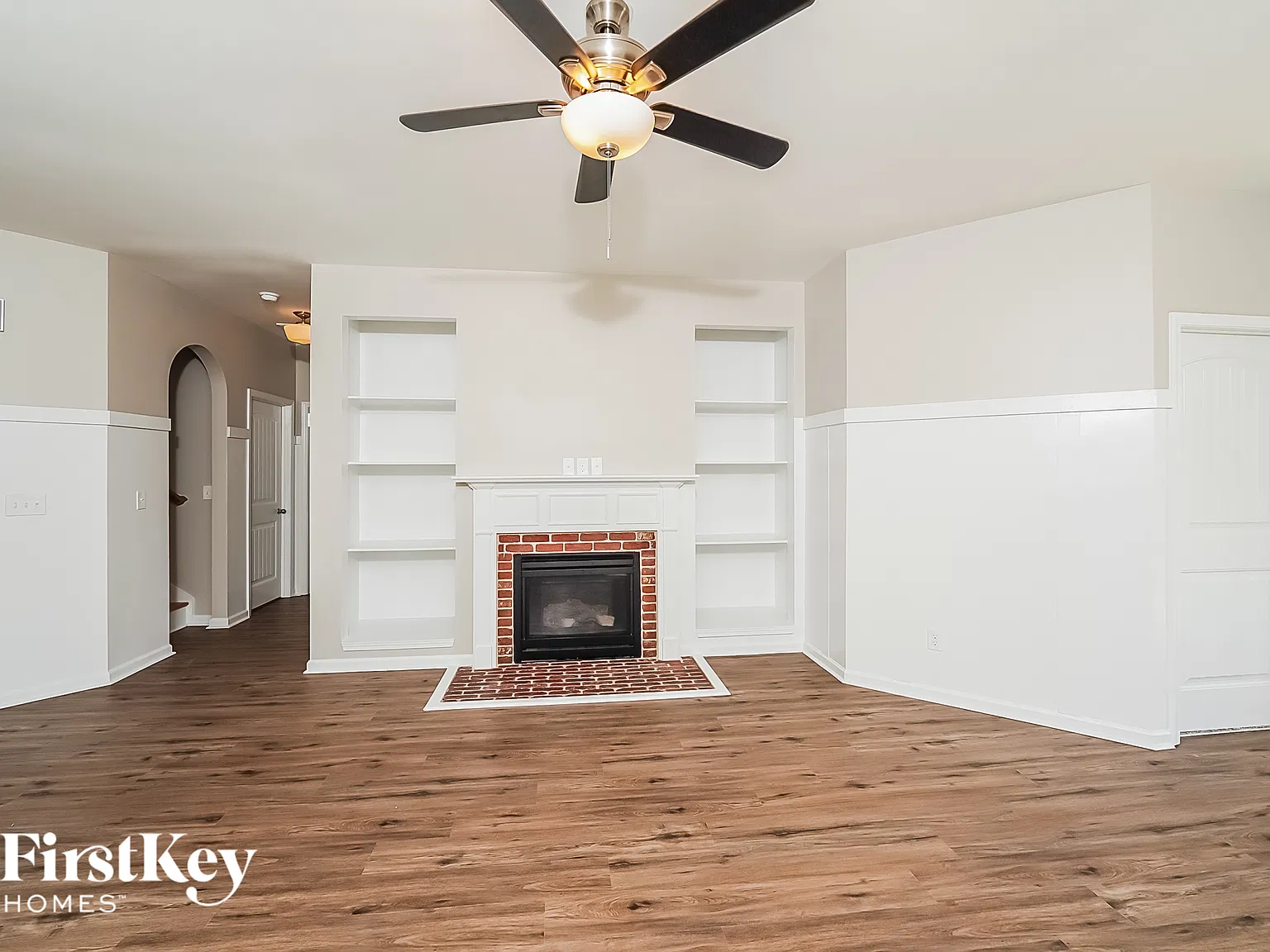 4 bed, 2.0 bath, 2143 sqft, $2,515 — Photo 2
