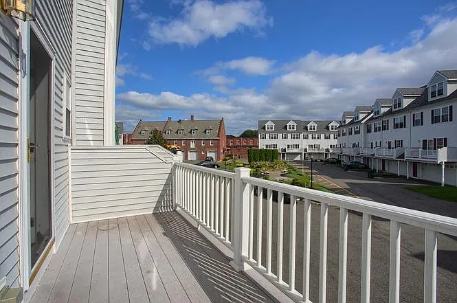 89 Myrtle St #89 — Photo 6