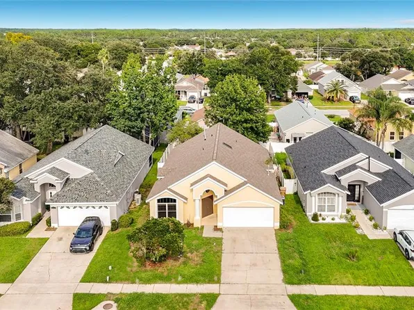 2712 WILSHIRE ROAD, CLERMONT, FL 34714