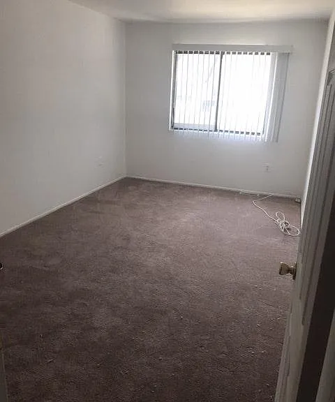 10 Lexington Cir — Photo 16