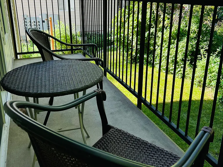 640 Lake Elmo Dr #1 — Photo 19