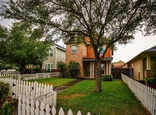 7134 Sun Village Dr, Houston, TX 77083