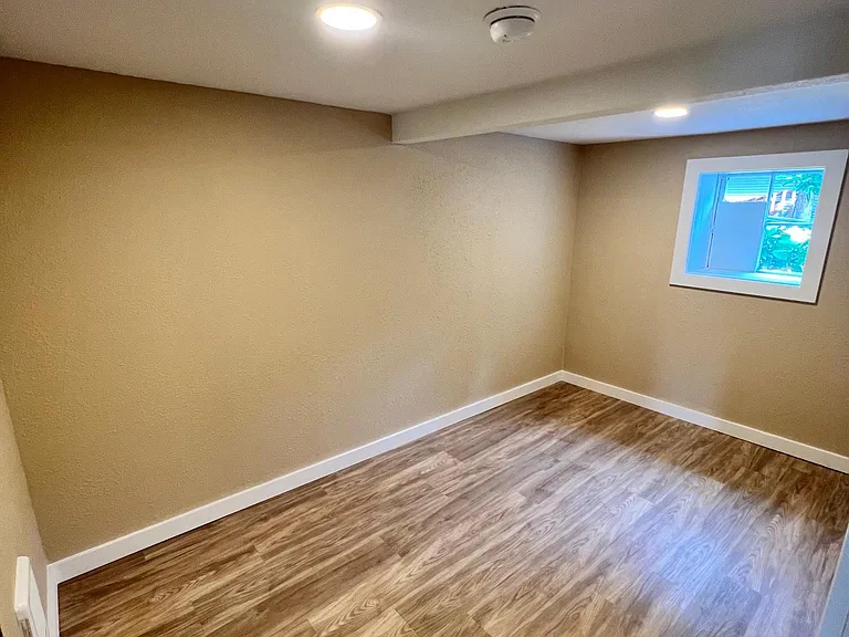 506 2nd Ave SE #2 — Photo 6