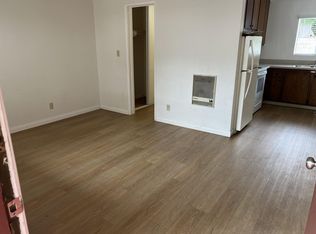 966 Concha Loma Dr APT 4, Carpinteria, CA 93013