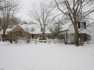 37035 Shaker Blvd, Chagrin Falls, OH 44022