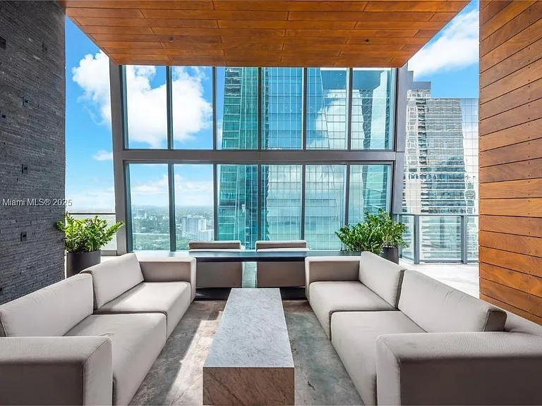 1451 Brickell Ave #5 — Photo 2