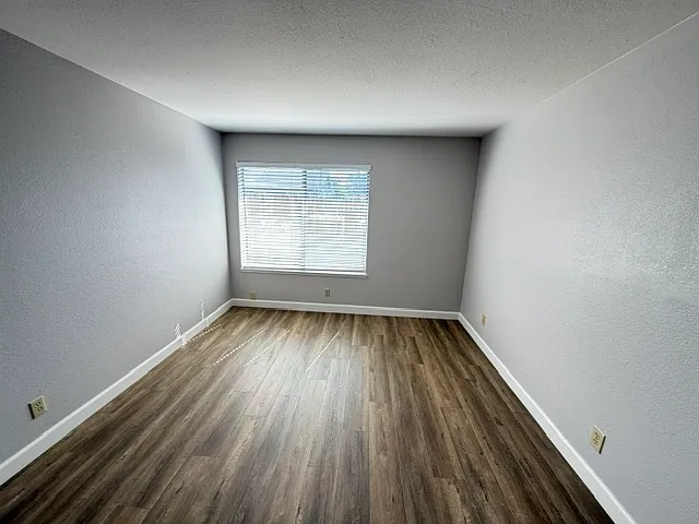 2918 Sunbird Dr — Photo 37