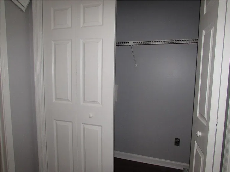 1716 Twin Brooks Dr — Photo 24