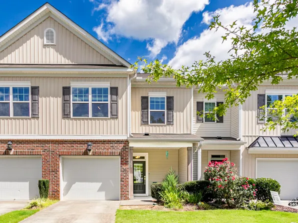 561 Summit Trail Dr, Hillsborough, NC 27278