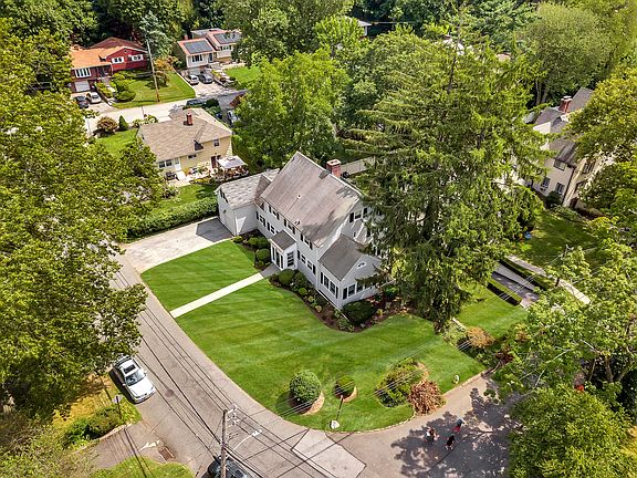 12 Old Orchard Road