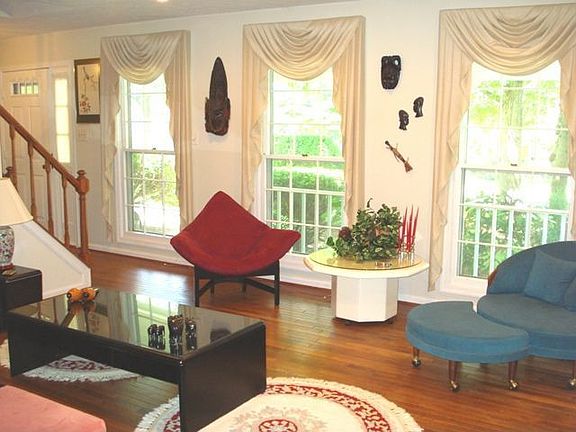 Living Rm