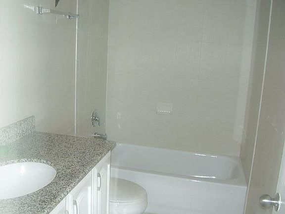 3rd image of 1301 S Federal Hwy APT 2