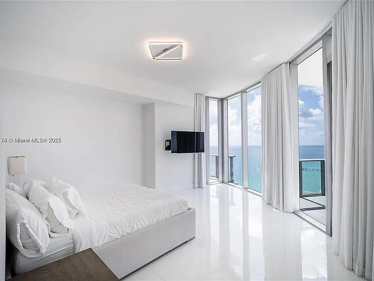17476 Collins Ave #2802 — Photo 9