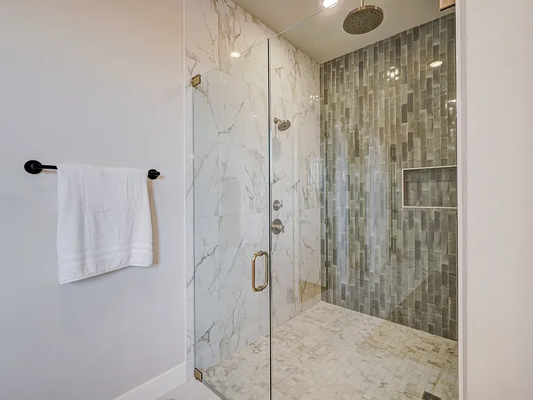 4016 Stone Hill Ln — Photo 10