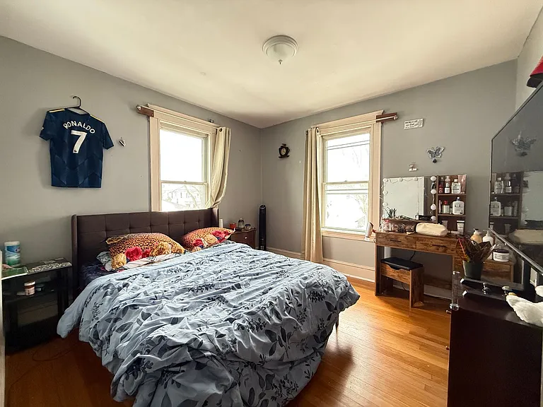 29 Washington Ave — Photo 5