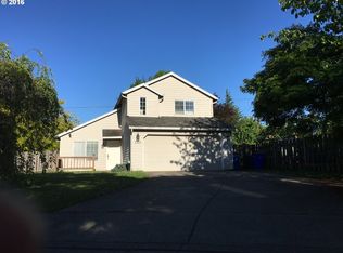 560 NE 195th Dr, Portland, OR 97230
