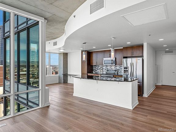 4th image of 891 14th St Unit 3001