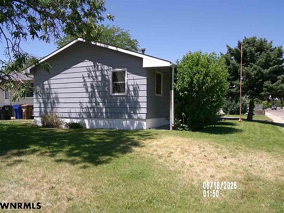 5th image of 802 9th Ave