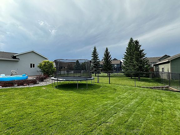 5th image of 1403 S Meadow Brook Ct