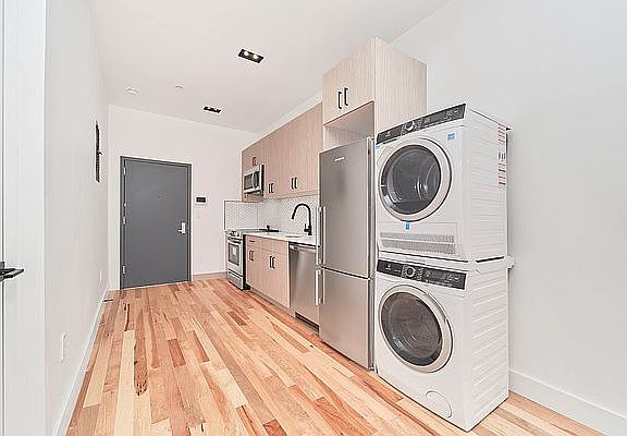 3rd image of 685 5th Ave #1