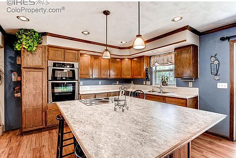 5th image of 240 Sandstone Ct