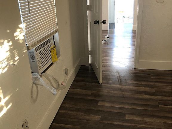 5th image of 512 NW 3rd St #512