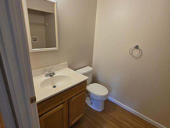 5th image of 2301 Anderson Rd #7