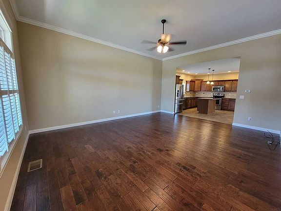 3rd image of 5940 Waterstone Dr