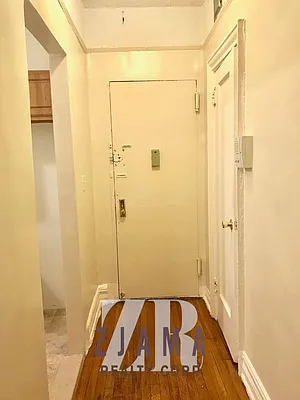 Rented by Zjama Realty Corp | media 6