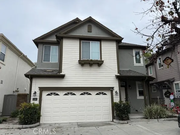 330 Flyers Ln, Tustin, CA 92782