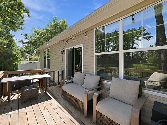 3rd image of 507 Trellis Rd