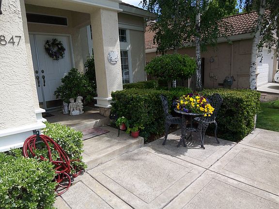 5th image of 10847 Pleasant Valley Cir