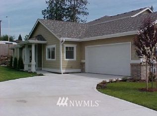 10700 SE 260th St #E101, Kent, WA