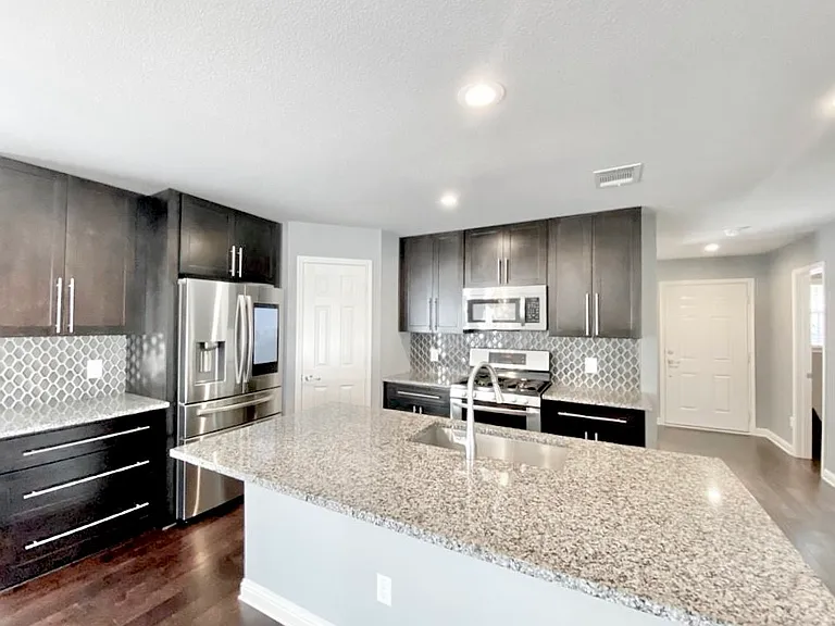 1812 Lost Maples Loop — Photo 6