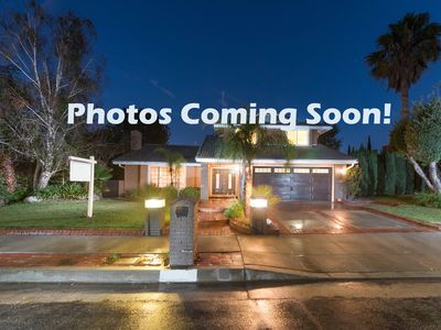 10542 Whipple St, Toluca Lake, CA, 91602