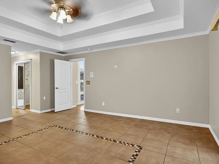 20 Woodford Ln — Photo 18