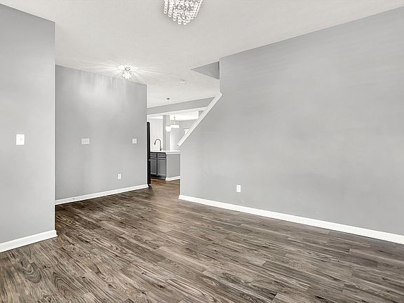 5th image of 1454 Silver Pine Ln