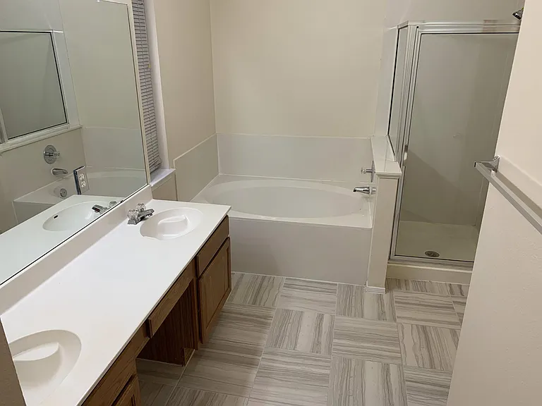 10911 Grassmere Ct — Photo 13