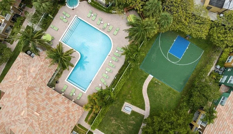 Delray Bay Apartments