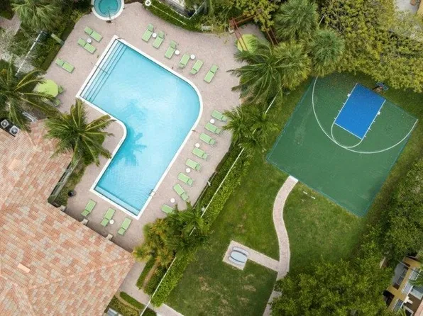 Delray Bay Apartments