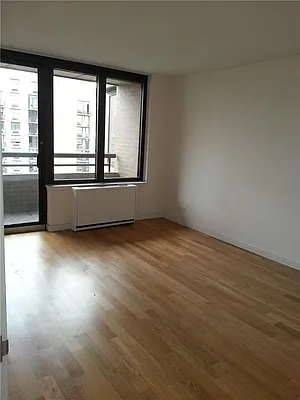 Rented by Park River | media 8