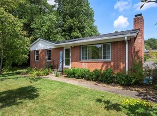 39 Avery Creek Rd, Arden, NC 28704