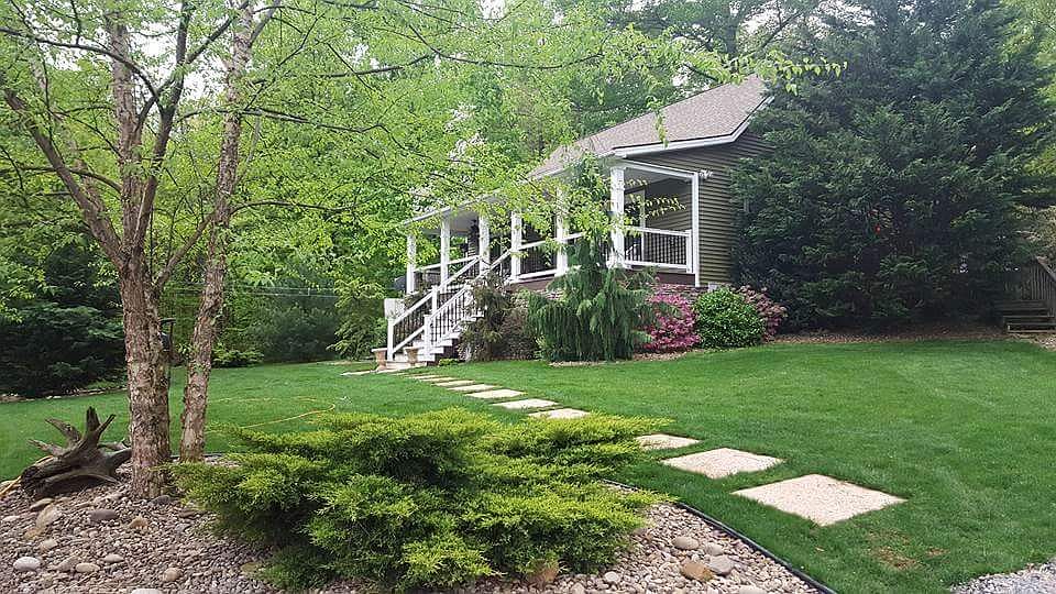2nd image of 49 Mountain Ln