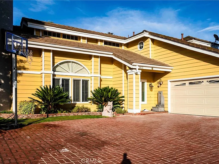 2822 Jason Ct — Photo 1